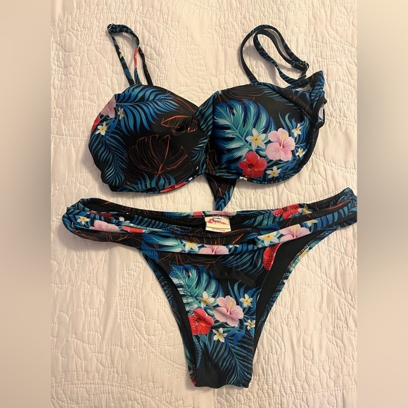 Tropical Floral Bikini Set XXL - Picture 1 of 3